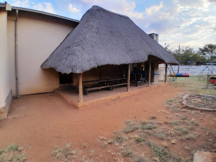 3 Bedroom Property for Sale in Oos Einde North West